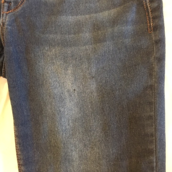 1822 Medium Wash EXCELLENT pre-owned condition - Picture 3 of 8